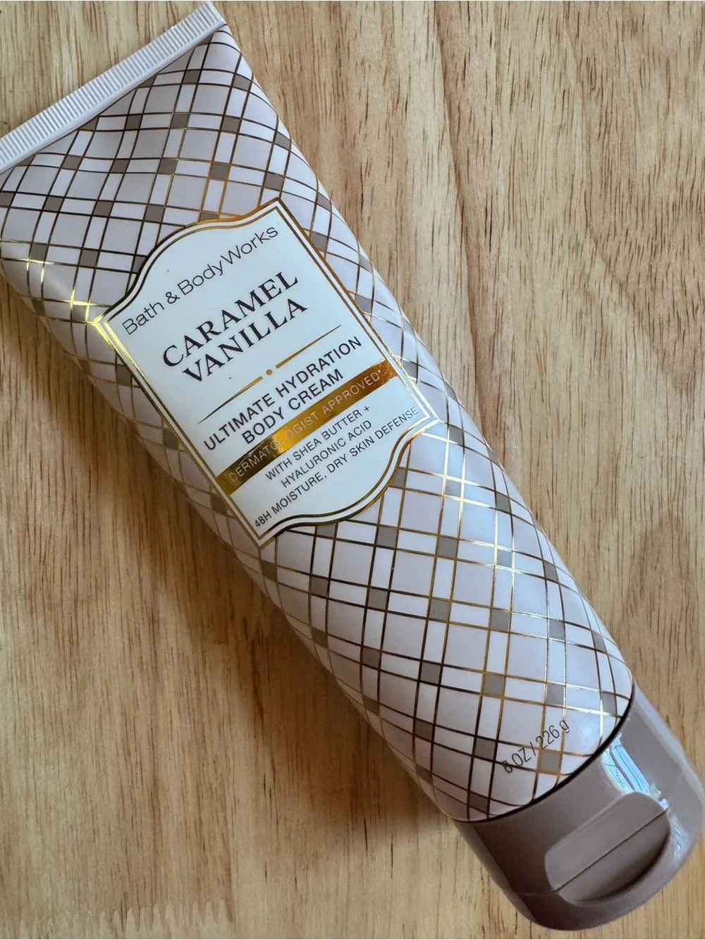 Bath & Body Works Caramel Vanilla Body Cream - White & Gold